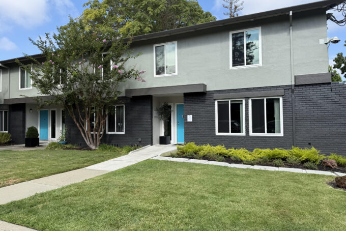 Oak Manor Townhouses